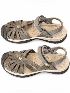 KEEN Women's Rose Sandal in Brindle/Shitake.
